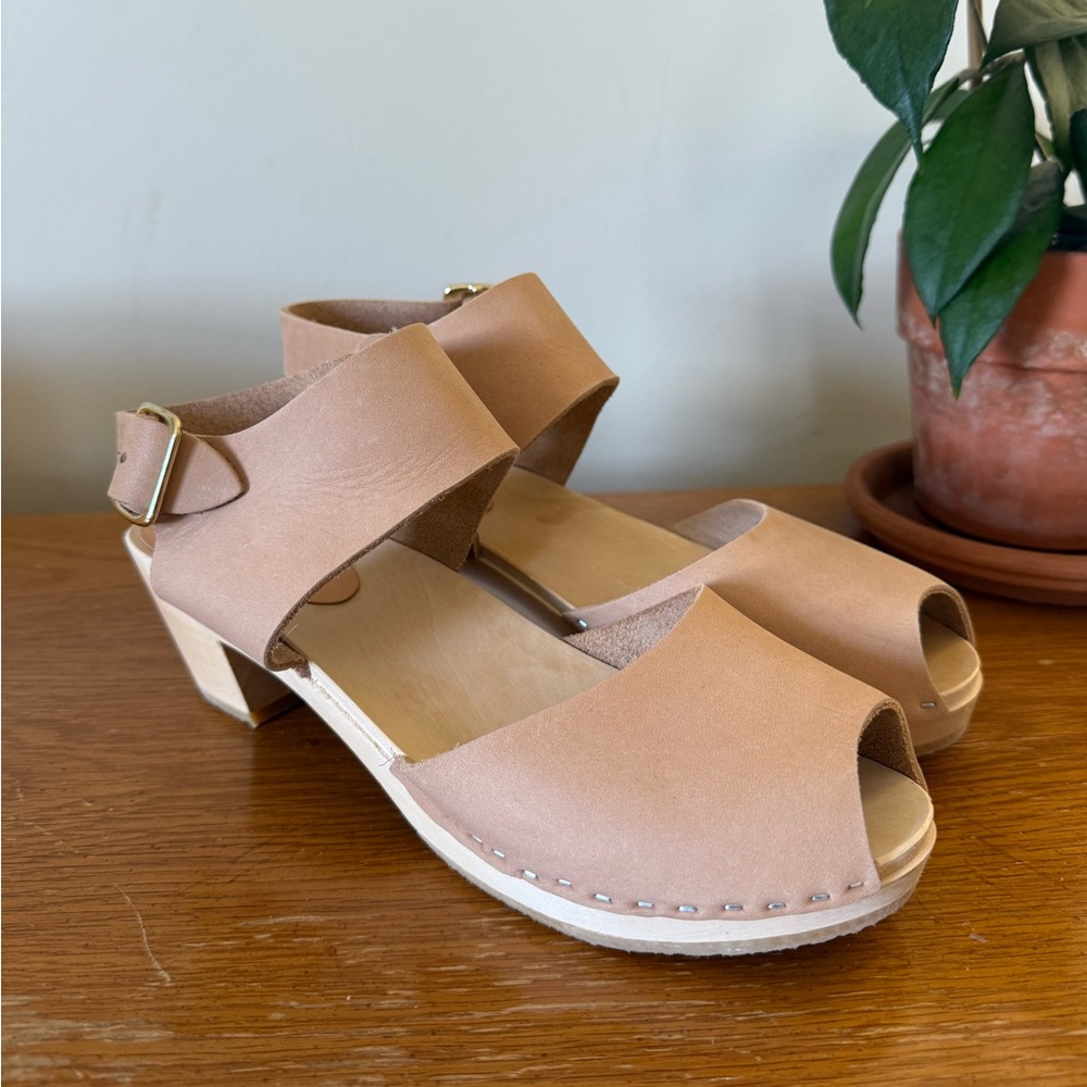 Bryr Miranda Peep Toe Low Heel in Blush
